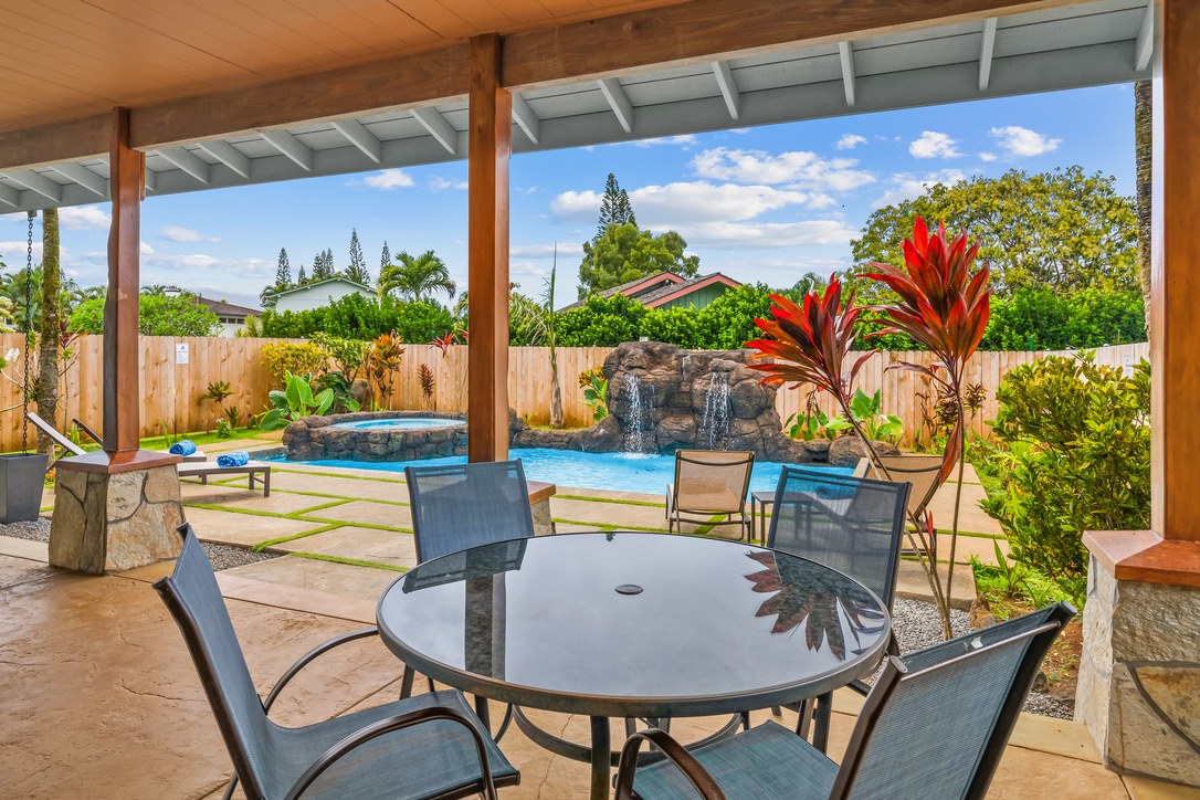 Covered lanai overlooking pool